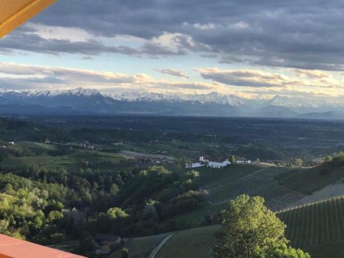 Langhe Belvedere Apartment