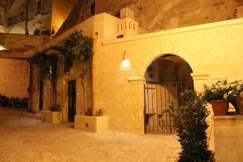 Hotel Enotrio