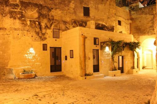 Hotel Enotrio