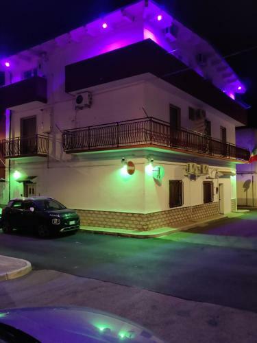 Planet Apartments 2