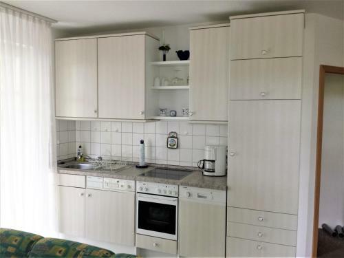 Apartamento Eine Sch�ne 3-zimmer-wohnung Mit Ostsee-zugang!