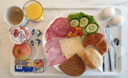 Hostal M�ller Residenz Zur S-bahn Karlsfeld