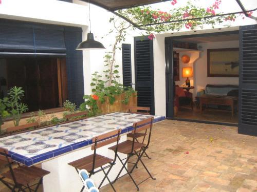Hostal L'�ncora De Bar�