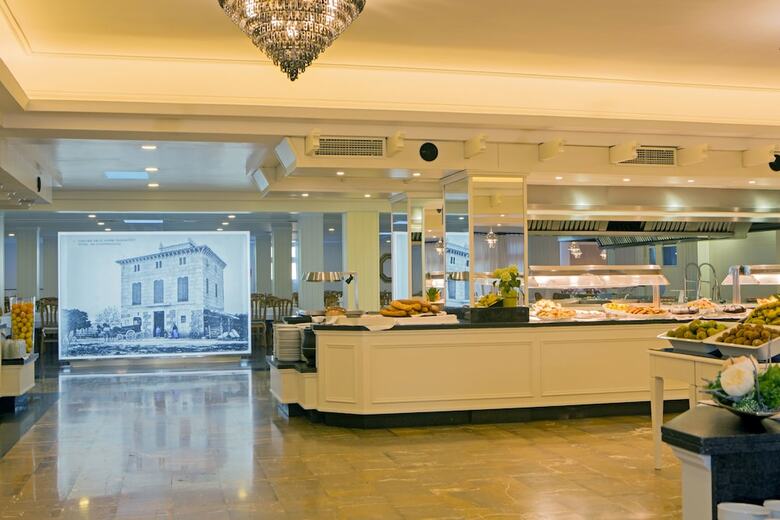 Hotel Castell Dels Hams