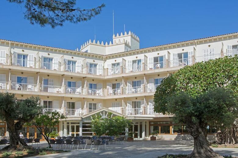 Hotel Castell Dels Hams