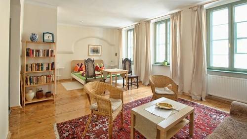 Hostal Haus Buchheim - Pension Am Schloss