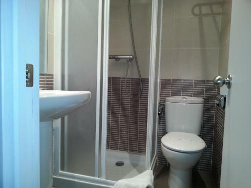 Hostal Pensi�n Pamplonabeds