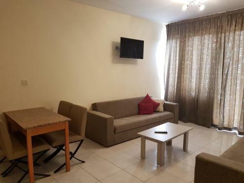 Tasiana Hotel Apartment Complex