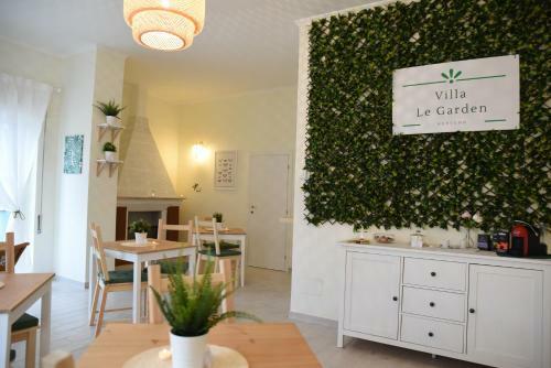 Hostal Villa Le Garden