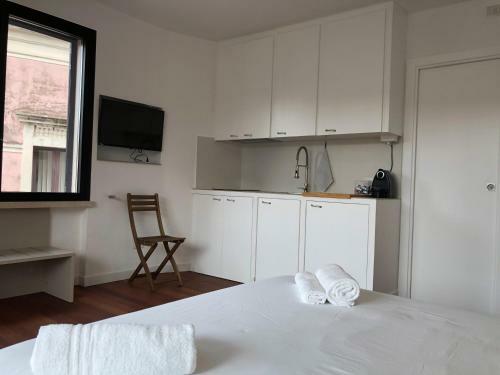 Hostal Sunny Apartments