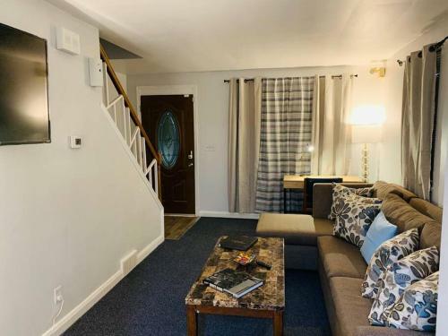 Royalty Home Remodeled Refreshing Worry Free And Quiet