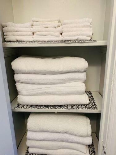Royalty Home Remodeled Refreshing Worry Free And Quiet