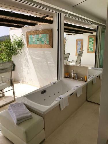 Hotel Calma Blanca