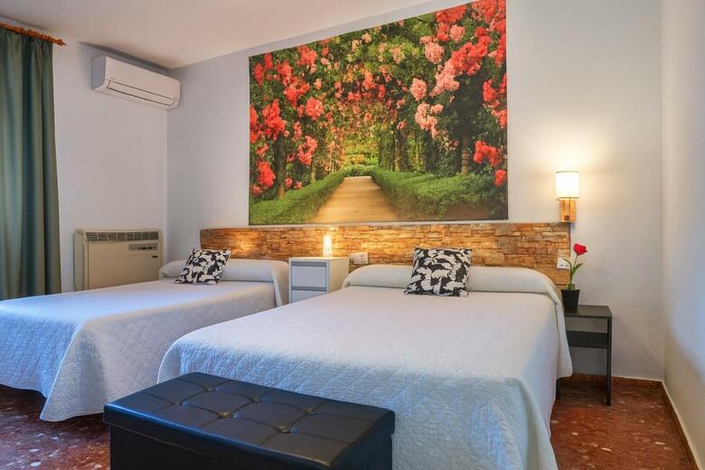 Hotel Al-andalus