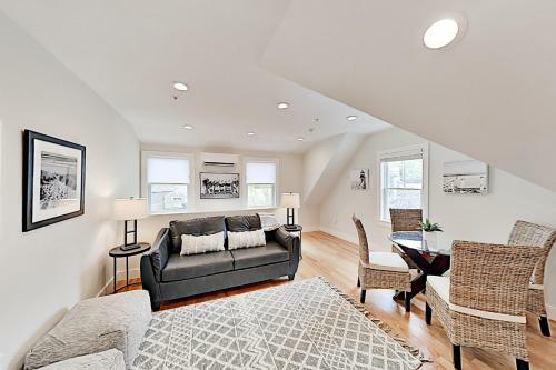 Oyster Beach Bungalow