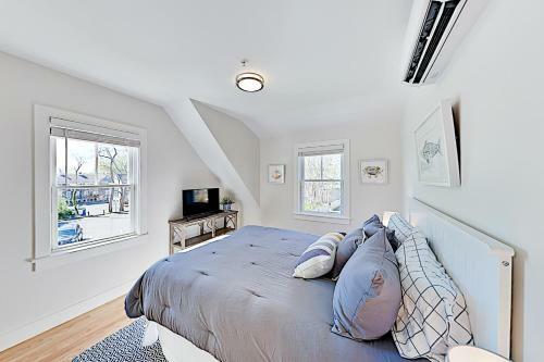 Oyster Beach Bungalow