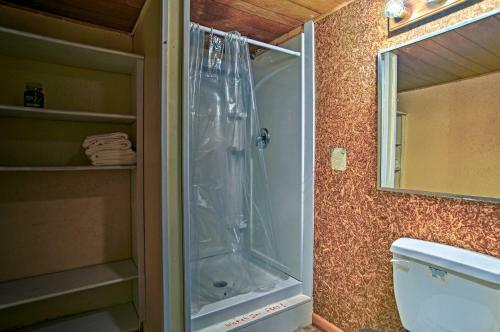 Cozy Chatham Retreat With Pond, 2 Mi To Beaches
