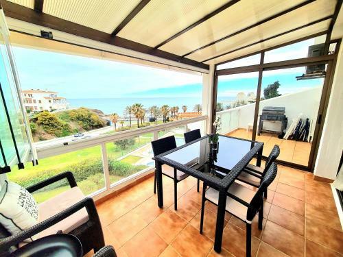 Sunrise Sea Views Eco Apartment With Swimming Pool