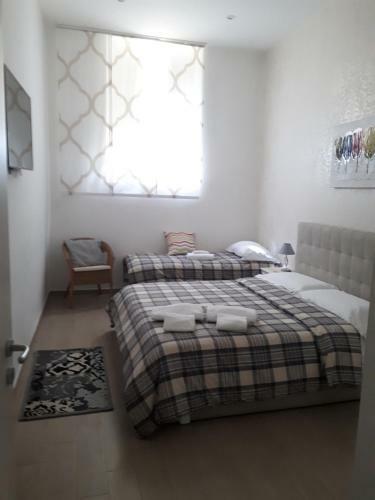 Garibaldi House Apartment