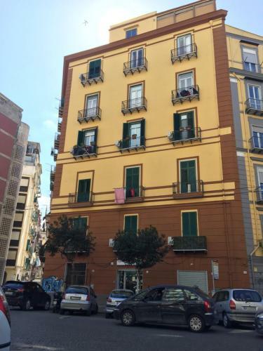 Garibaldi House Apartment