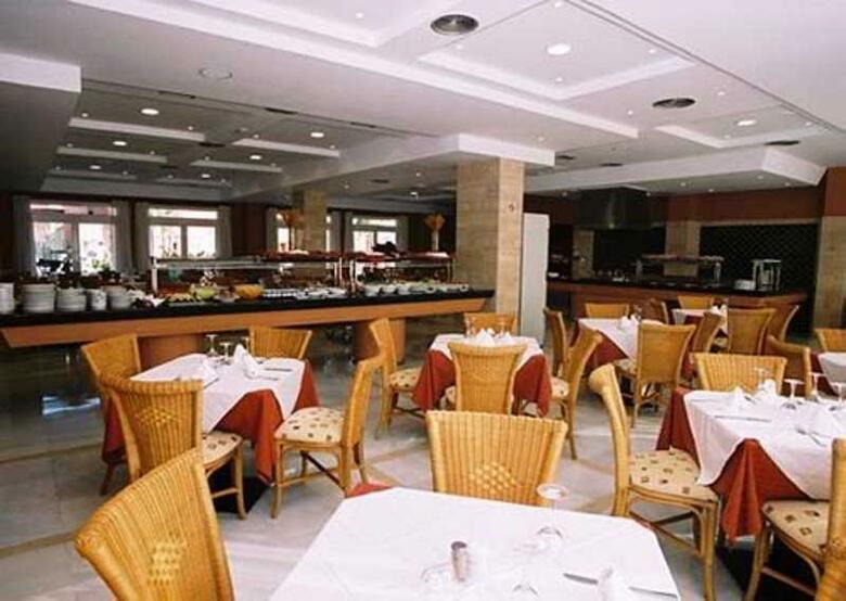 Apartamentos Golf Center