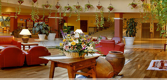 Mediterr�neo Bay Hotel & Resort