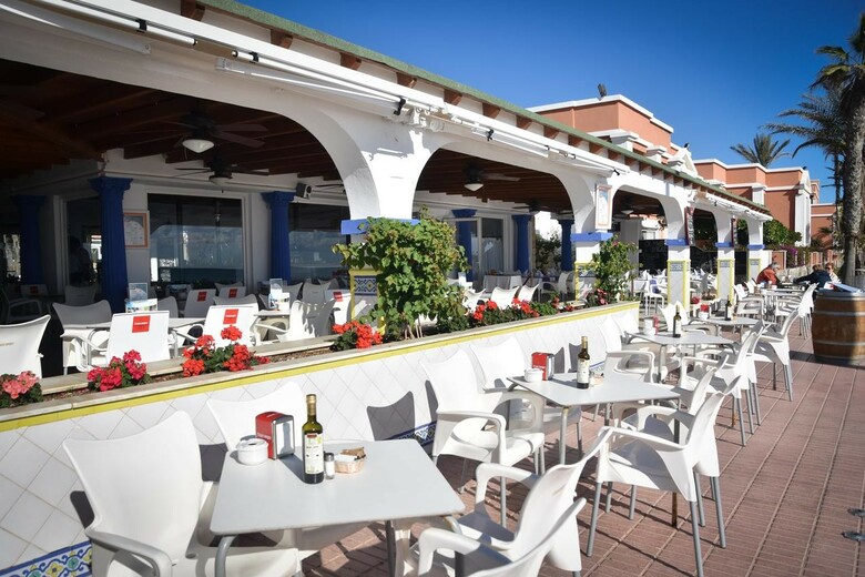 Playacapricho Hotel
