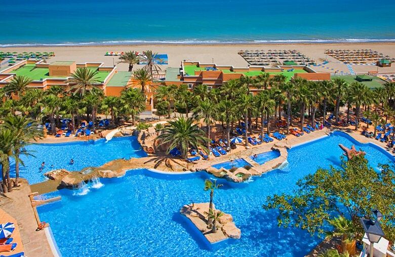 Playacapricho Hotel