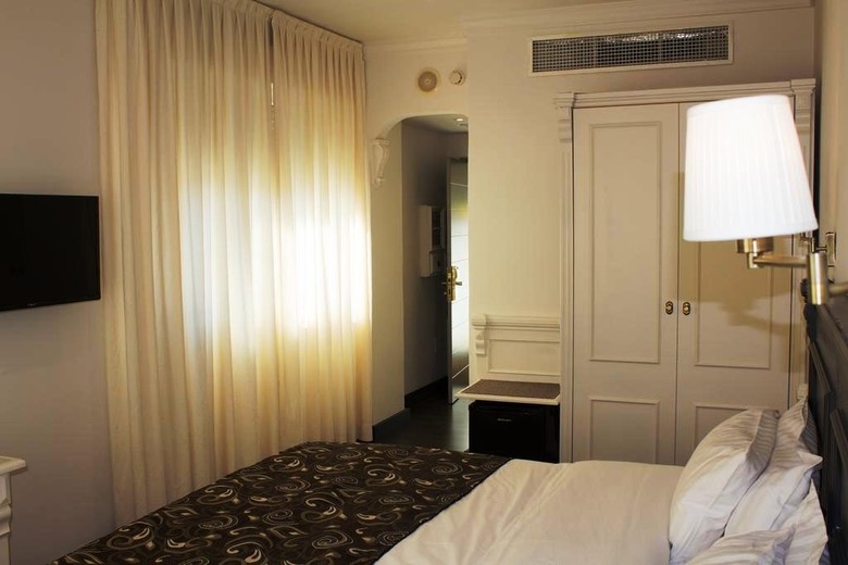 Avent Verahotel