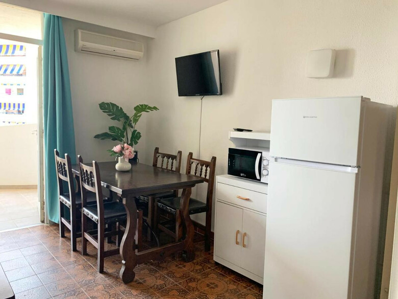 Apartamentos Eurhostal 3000