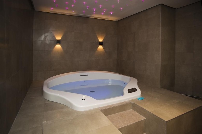 Aparthotel & Spa Acuazul