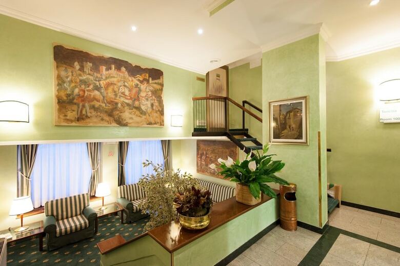 Hotel Flora