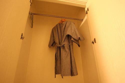 J-top Hotel