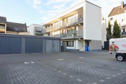 Neu - Gem�tliches Und Modernes Apartment Mit Stellplatz