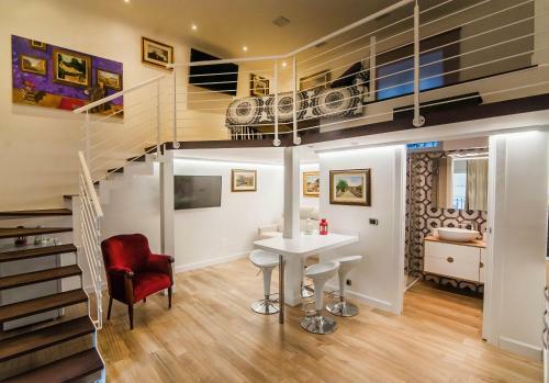 Hostal Solimena Art House