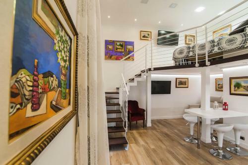 Hostal Solimena Art House