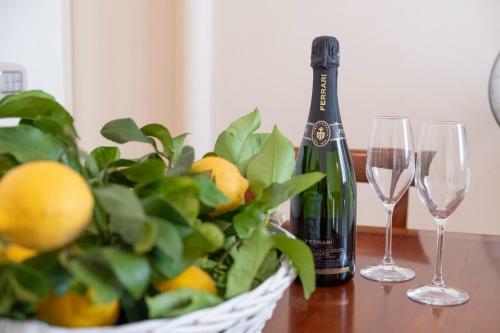 Apartamento Noliday Suite Riviera Luxury Sea Flat