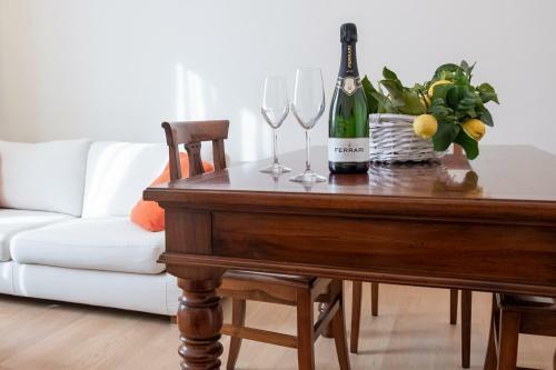 Apartamento Noliday Suite Riviera Luxury Sea Flat