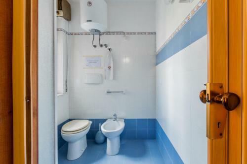 Eloro House On The Sandy Beach With Parking & Wifi