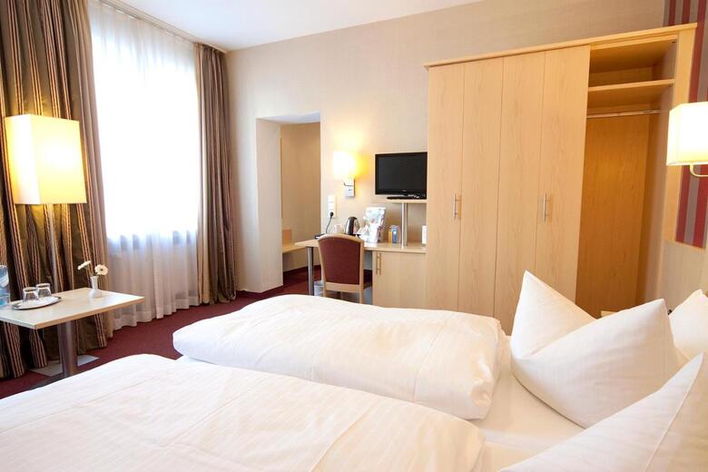 Hostal Hotel Garni Deutsches Haus