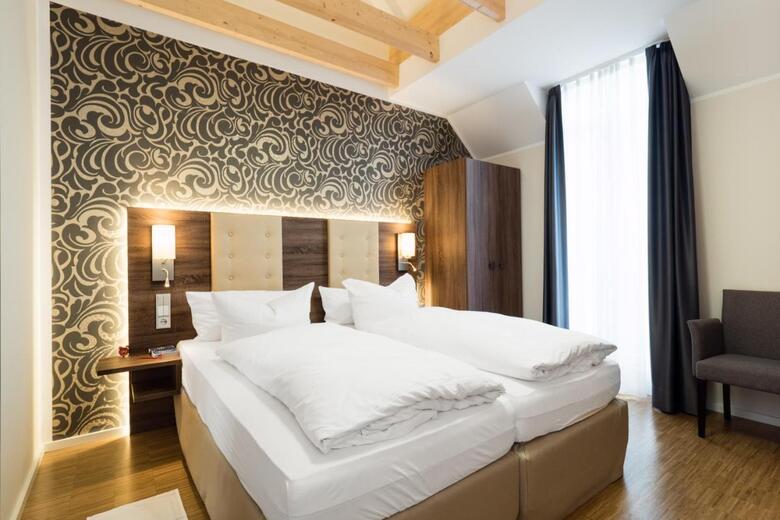 Hostal Hotel Garni Deutsches Haus