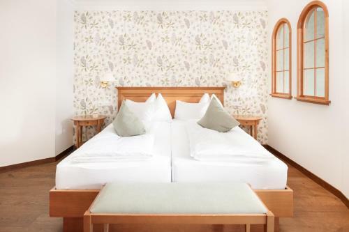 Hotel Ebner's Waldhof Am See Resort & Spa