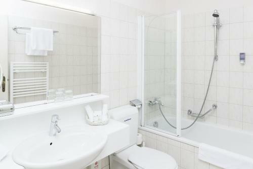 Hotel Ebner's Waldhof Am See Resort & Spa