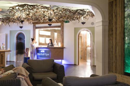Hotel Ebner's Waldhof Am See Resort & Spa