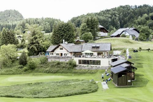 Hotel Ebner's Waldhof Am See Resort & Spa
