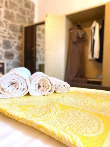 Hostal Canduleri