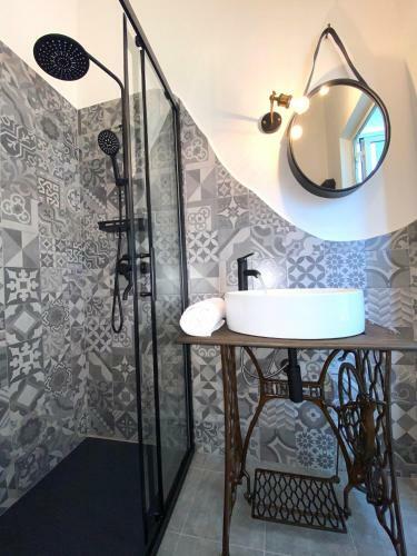 Hostal Canduleri