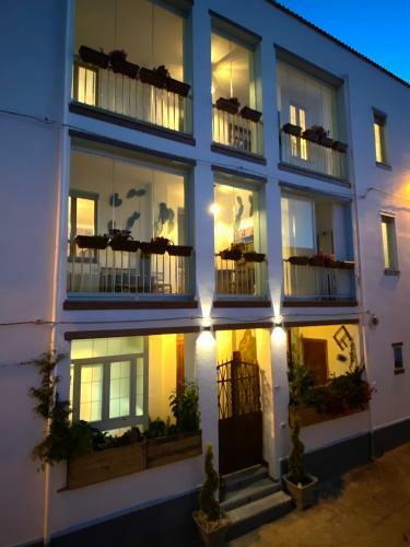 Hostal Canduleri