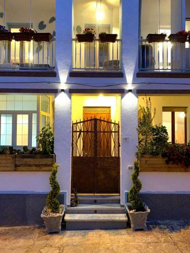 Hostal Canduleri
