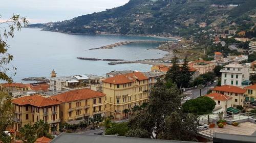 Apartamento Casa Morandi - Little Private Gem In Ospedaletti